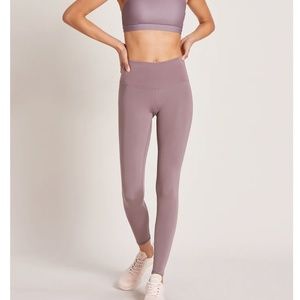 Niyama Sol- NWT- High-Waisted Legging- Lavender Latte (M)